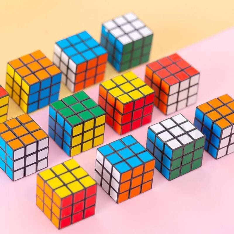 Wholesale Different Color Speed 3X3 Magic Speed Puzzle Magic Cube for Brain Training Toys